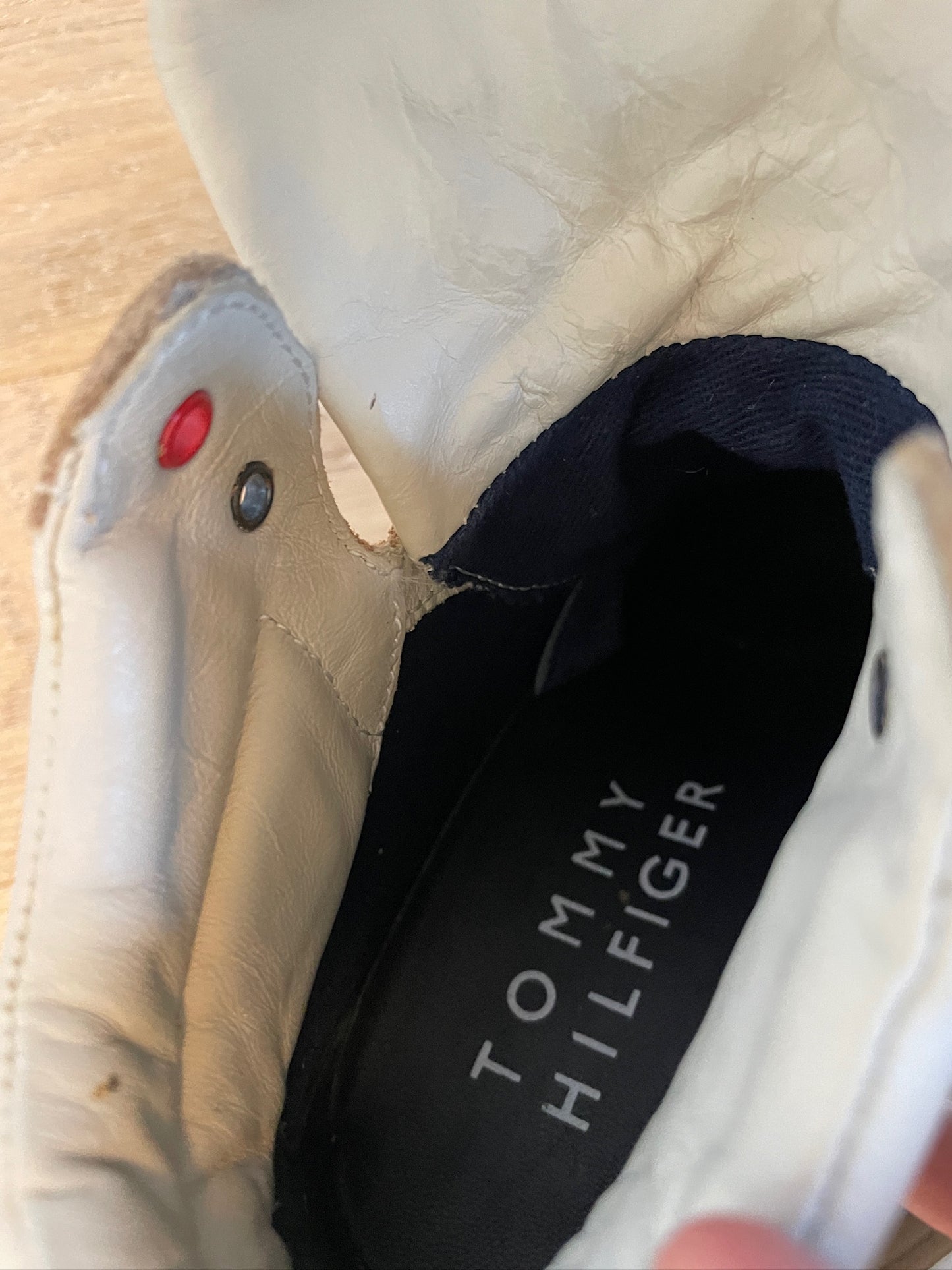 Vintage Tommy Hilfiger Wedge Sneaker