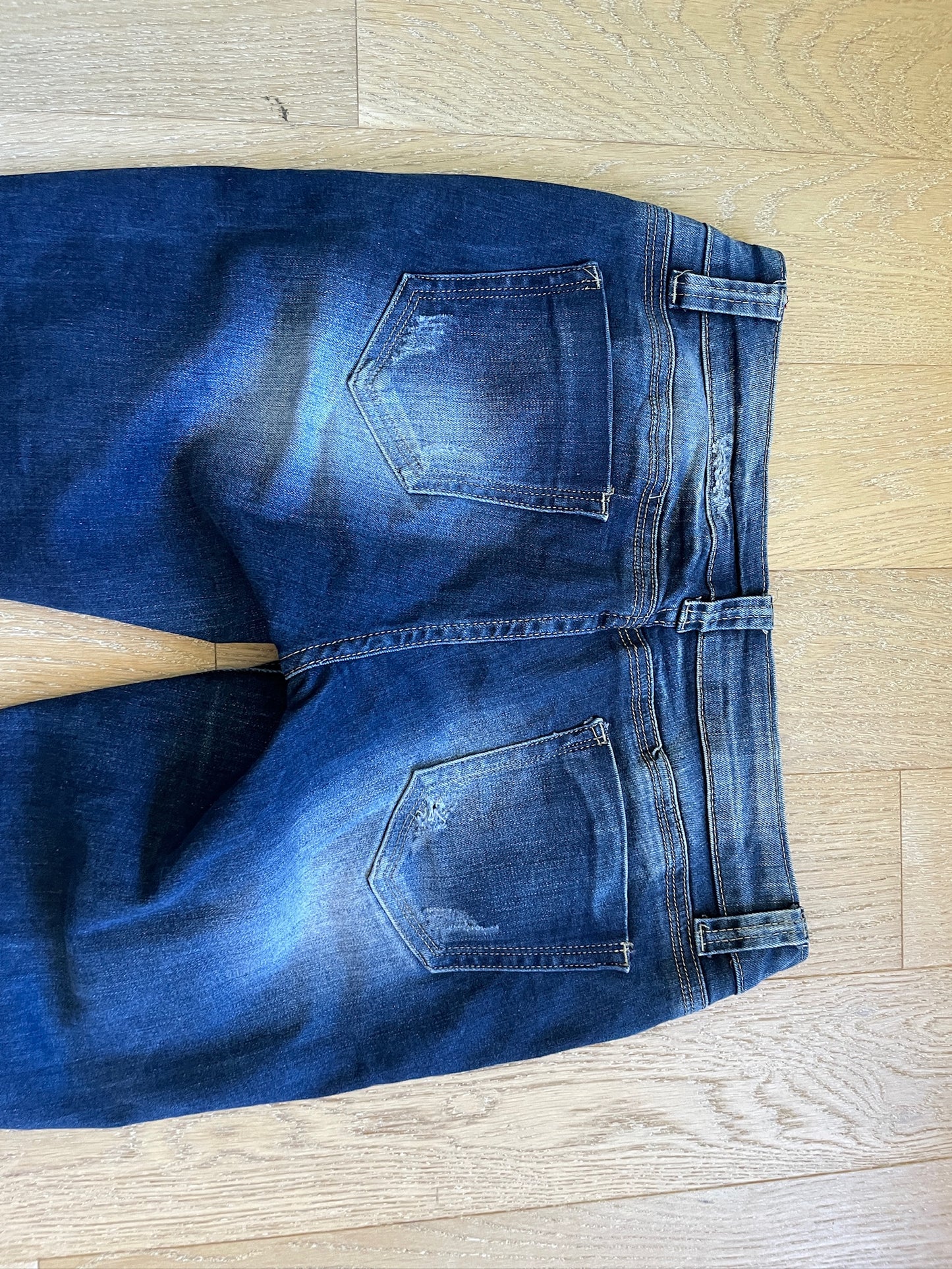 Vintage Ripped Skinny Jeans
