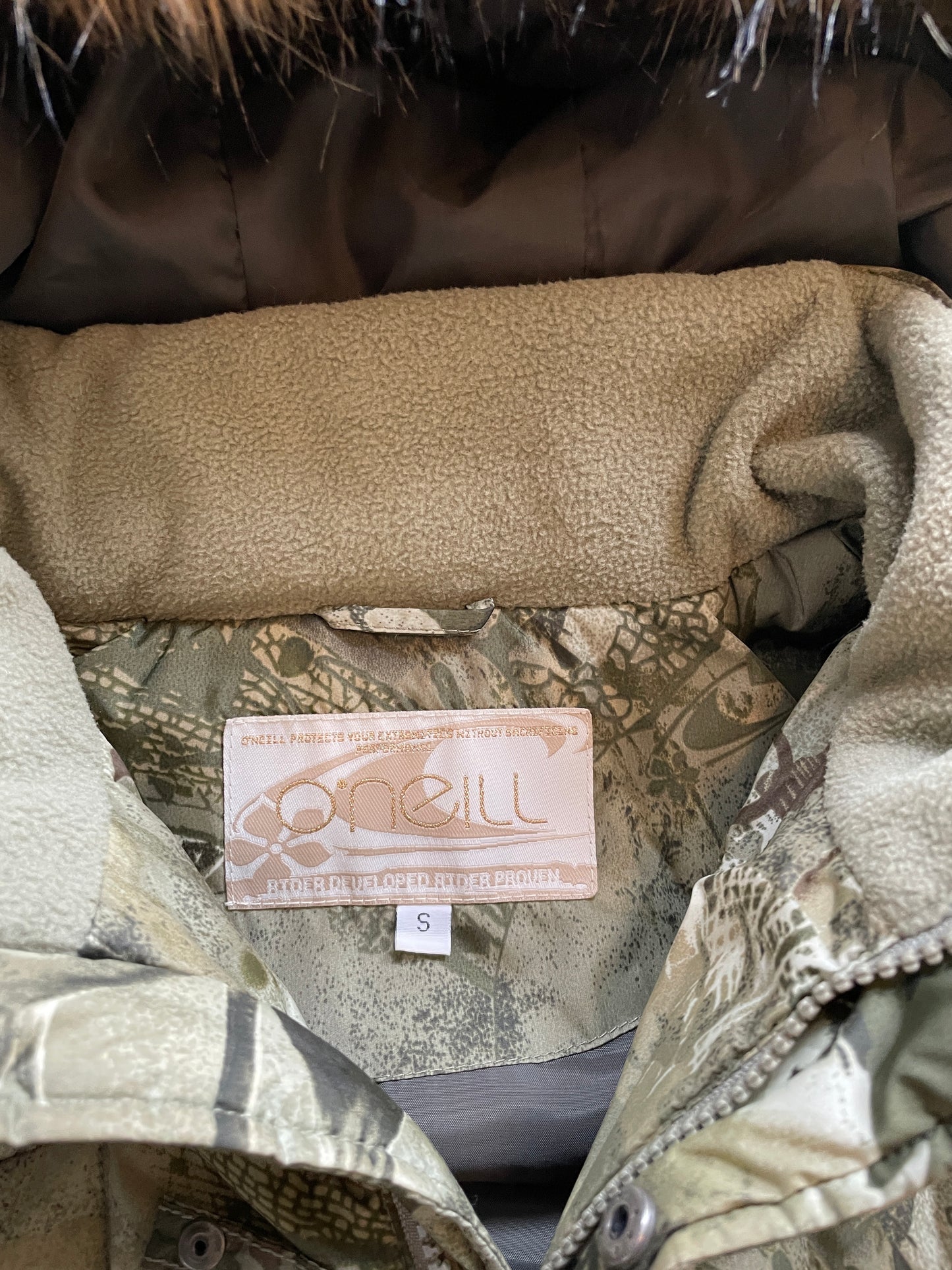 Vintage O'Neill Camouflage Puffer Jacket