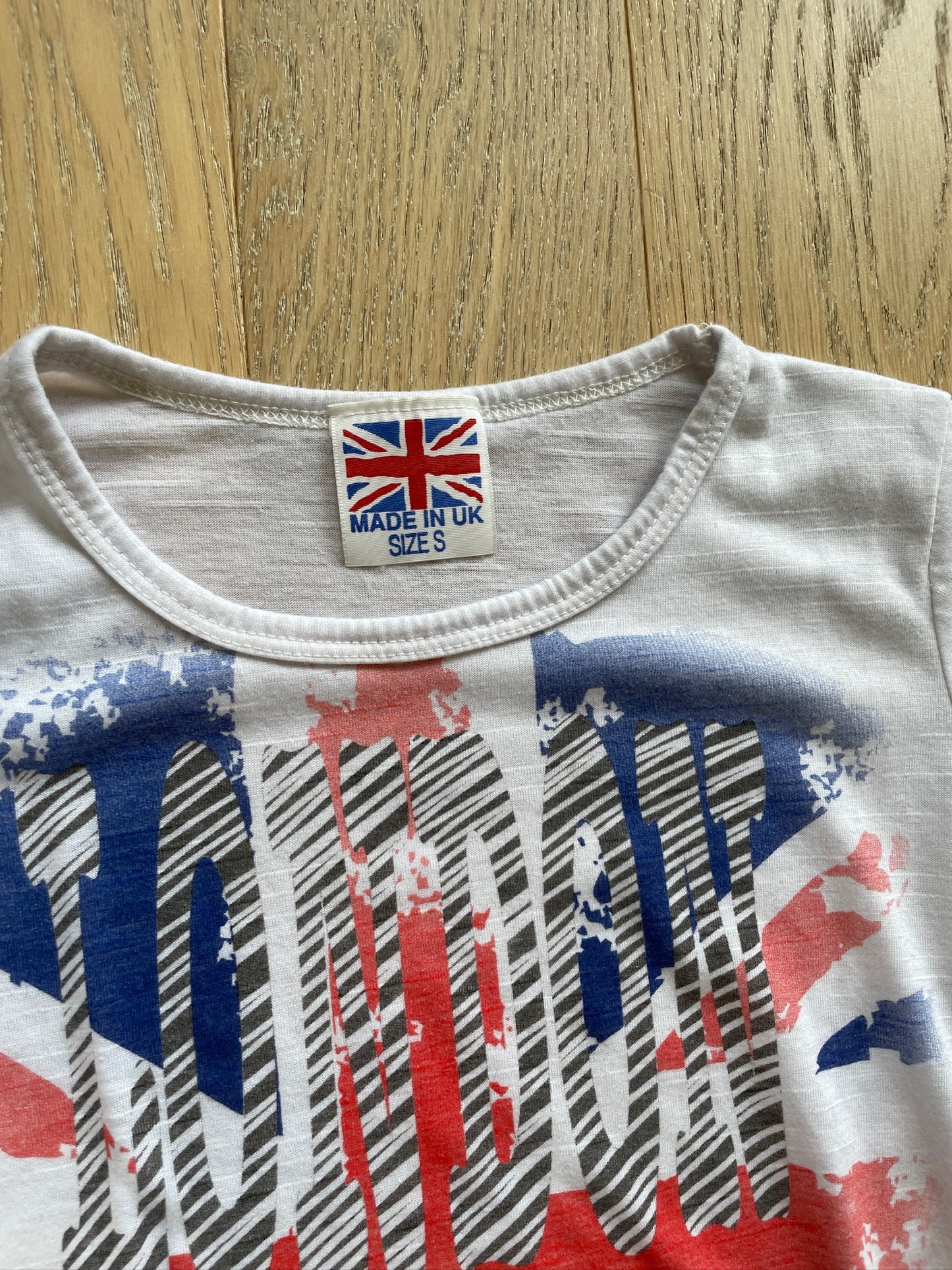 Vintage London Souvenir T-Shirt