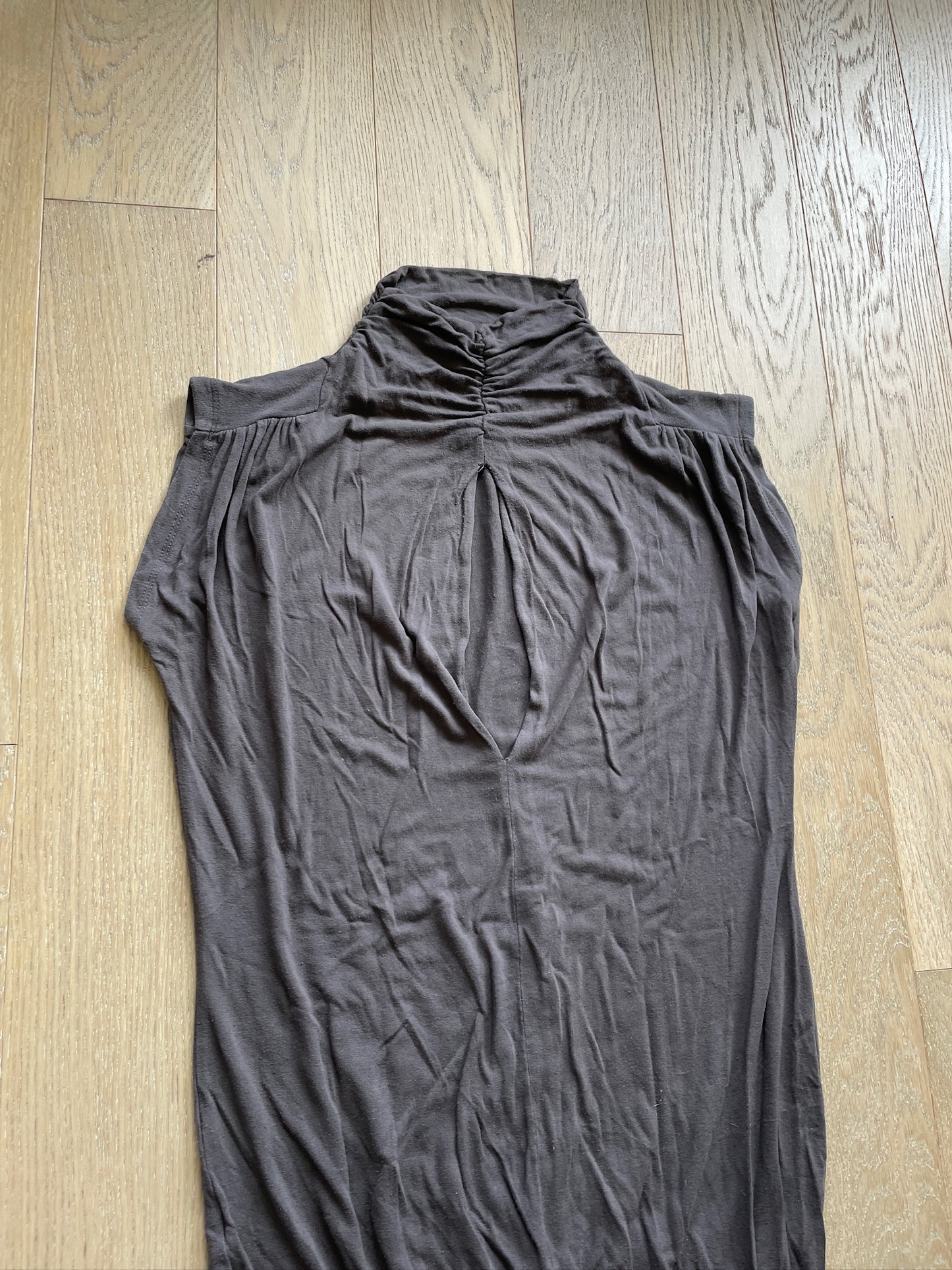 Vintage Sleeveless Turtlenecke Top