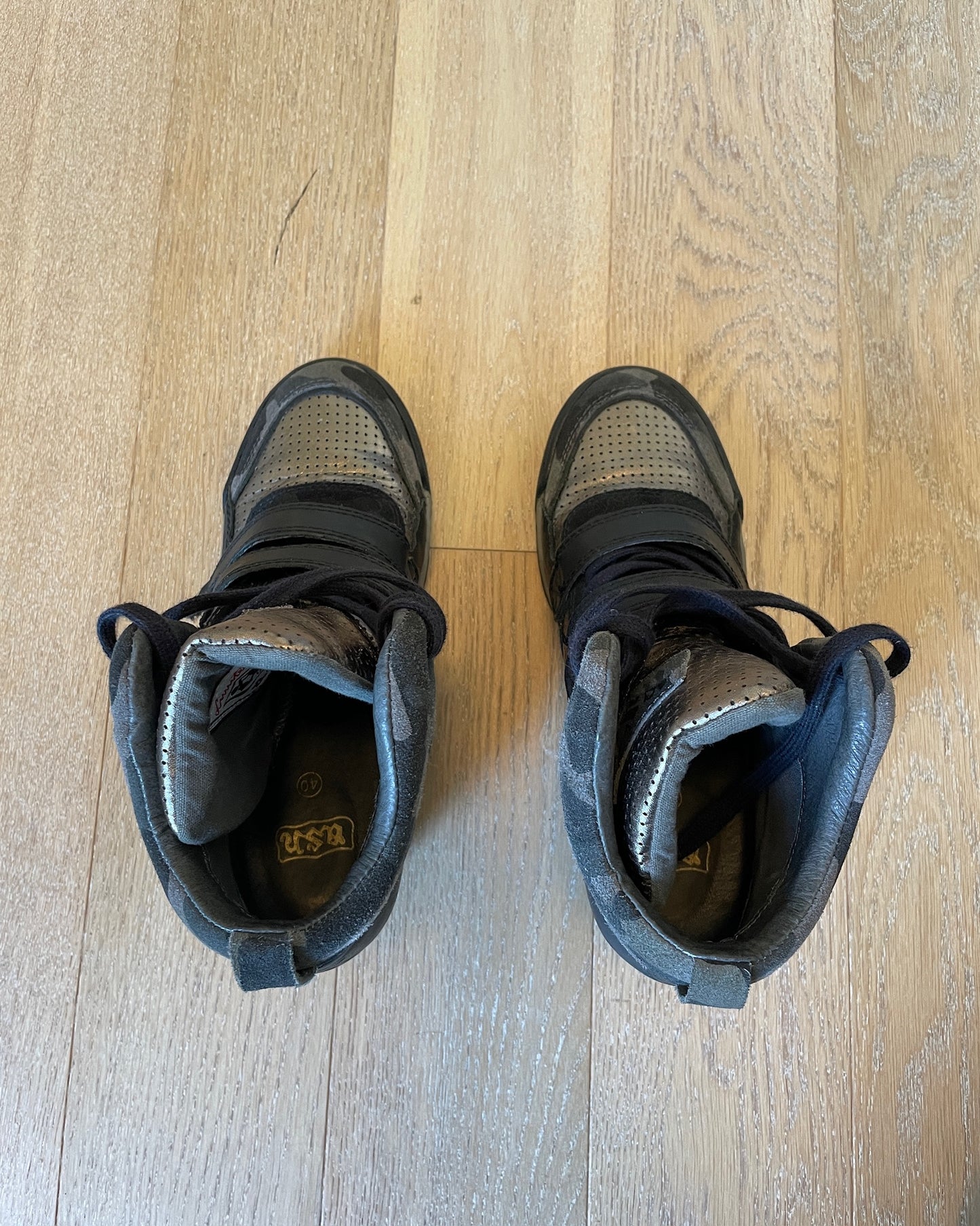 Vintage Camouflage Wedge Sneaker