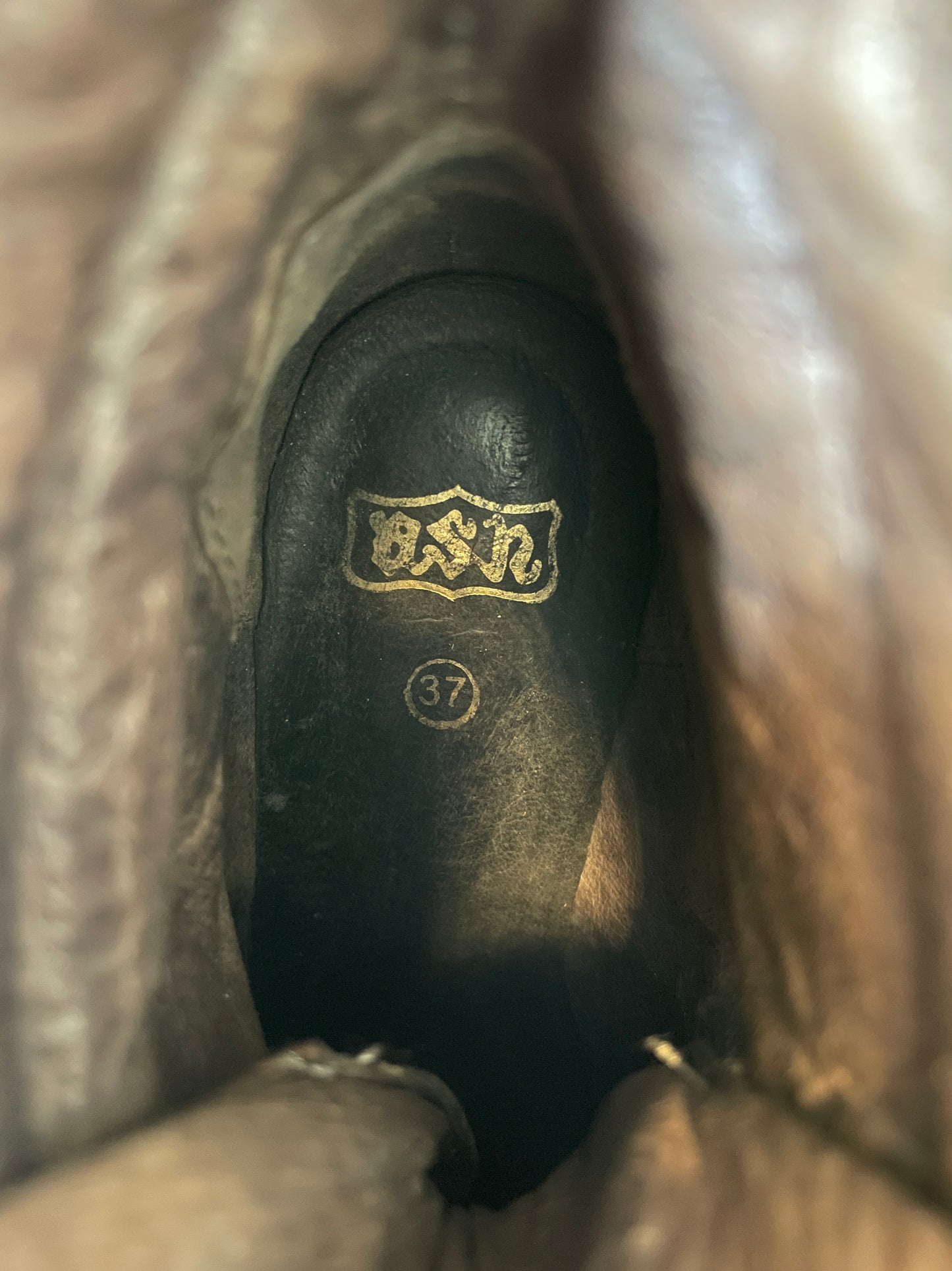 Vintage Leather ASH Heel Sneaker