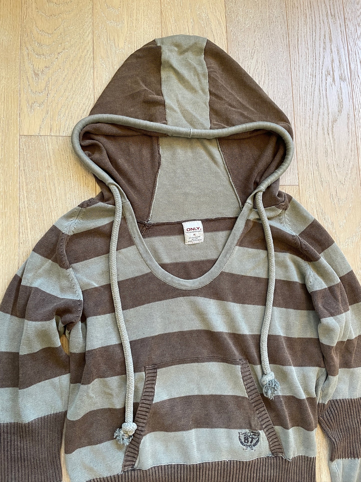 Vintage Striped Cropped Deep Neck Hoodie