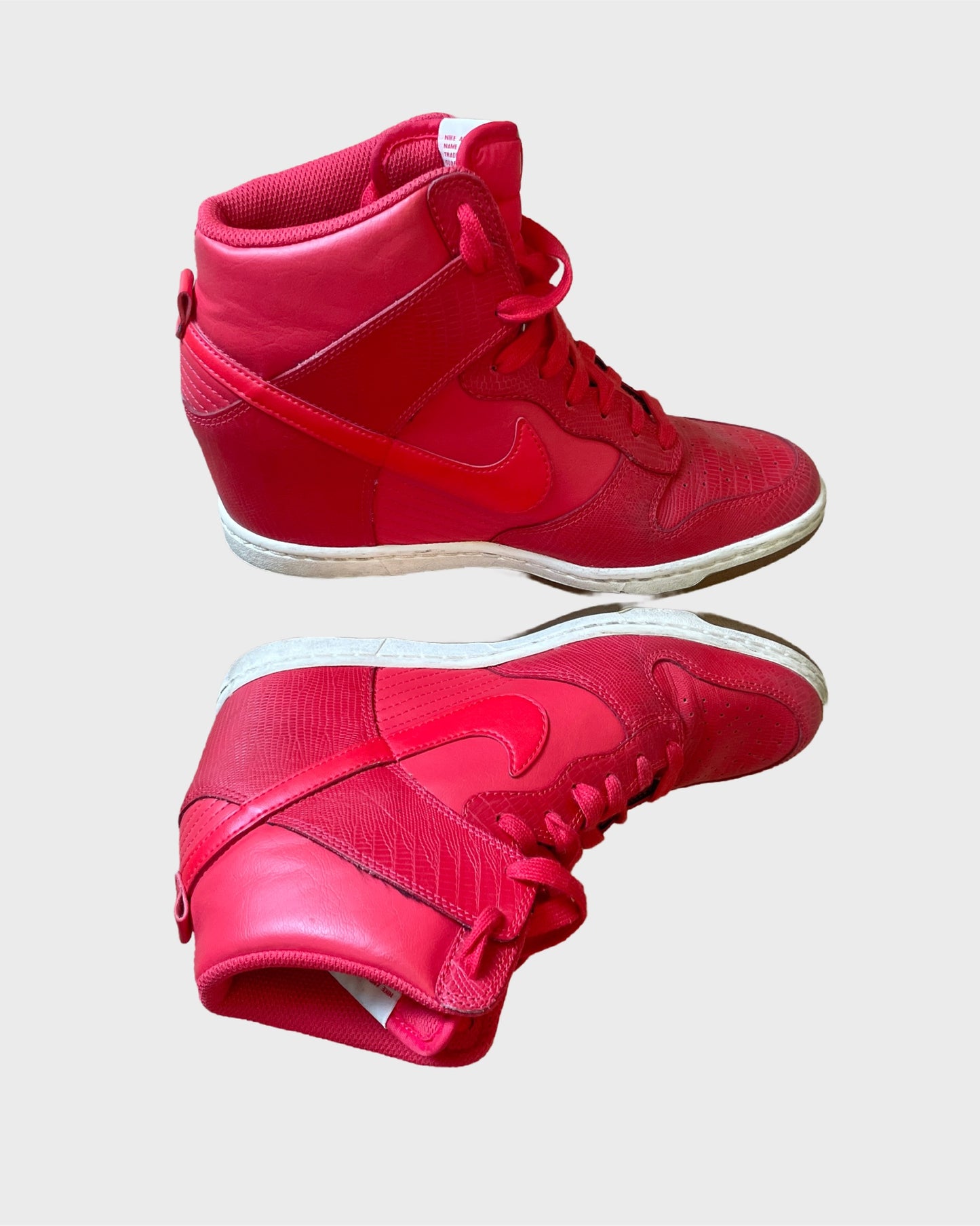 Vintage Nike Dunk Wedge Sneaker