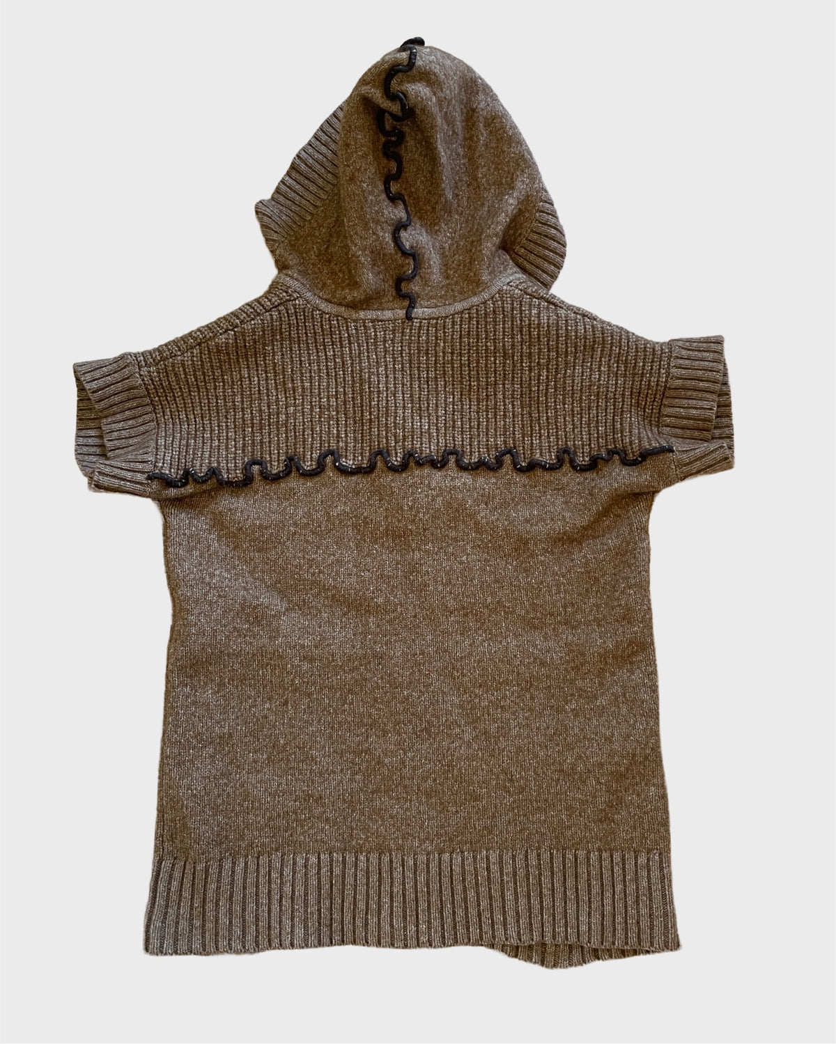 Shortsleeve Hooded Knit Top