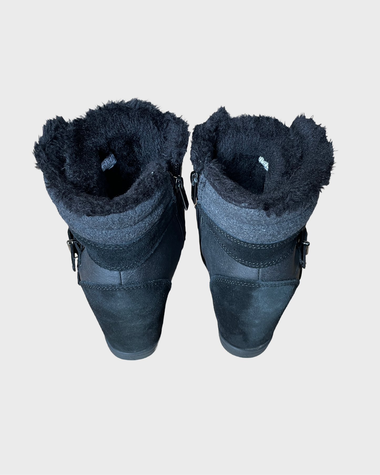 Vintage Fur Heel Sneaker