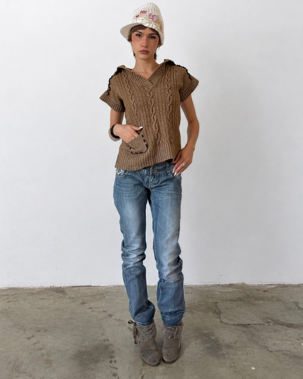 Shortsleeve Hooded Knit Top