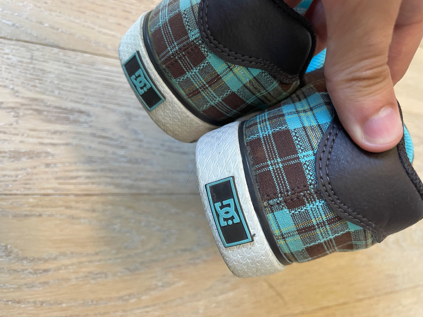 Vintage DC Shoes Teal Checkered Sneaker