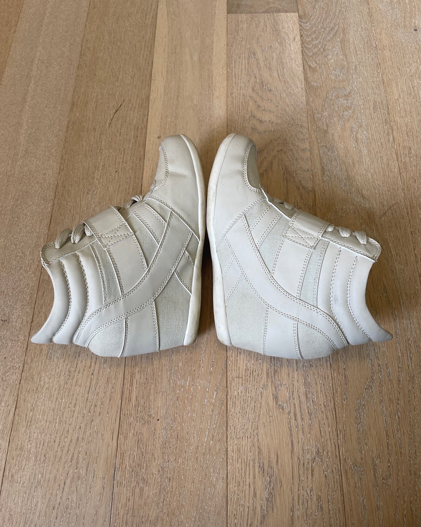 Vintage Wedge Sneaker