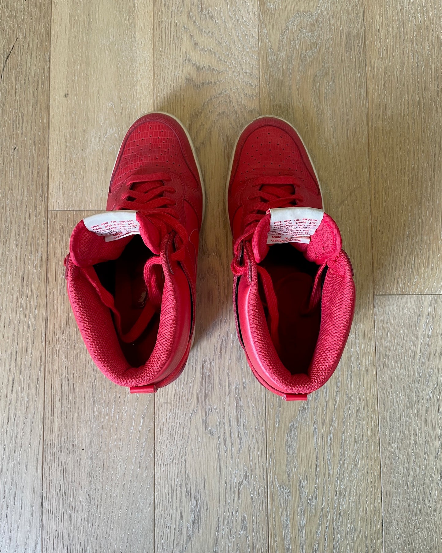 Vintage Nike Dunk Wedge Sneaker