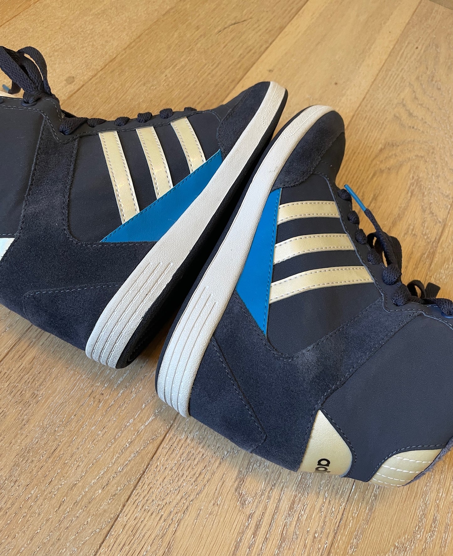 Vintage Adidas Wedge Sneaker