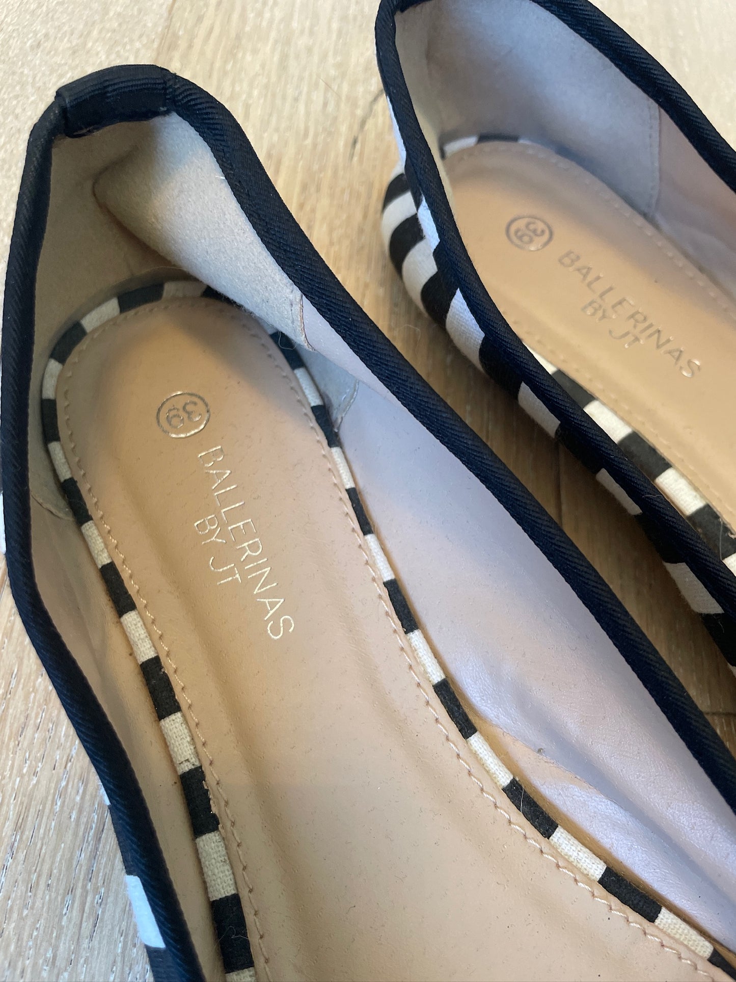 Vintage Striped Ballerinas