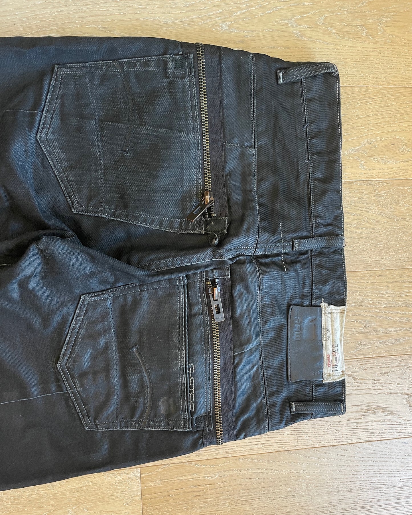 Vintage G-Star RAW Denim Jeans with Zipper Details