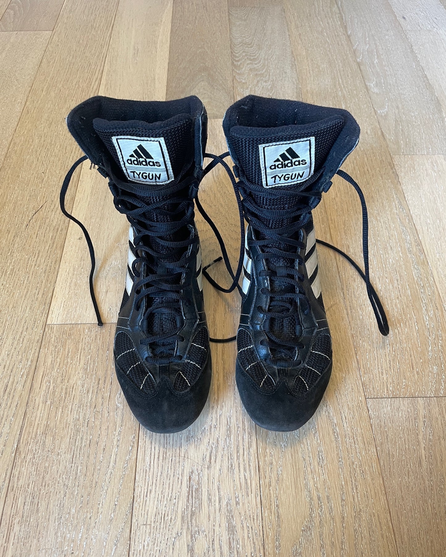 Vintage Adidas Boxing Sneaker