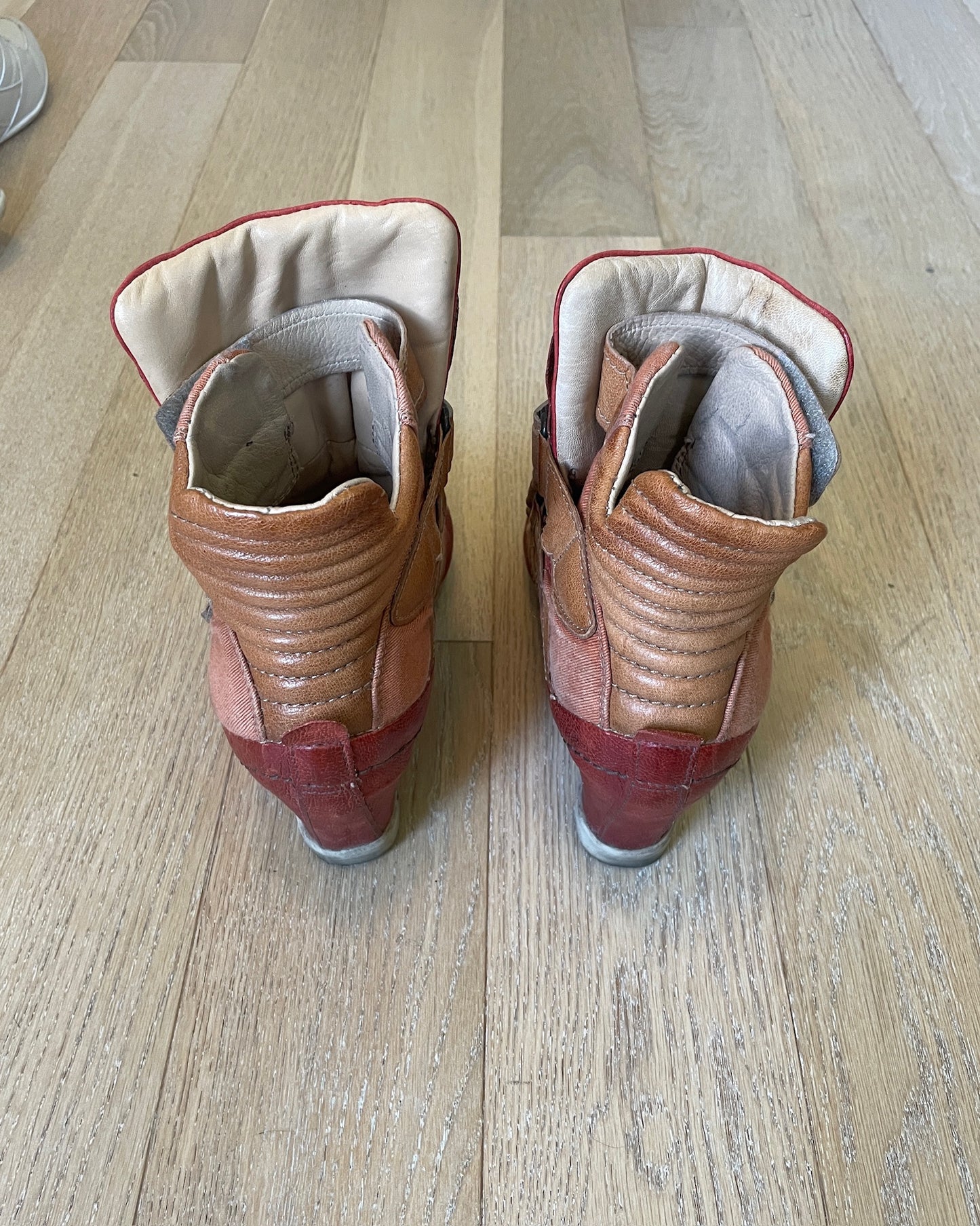 Vintage Leather Wedge Sneaker