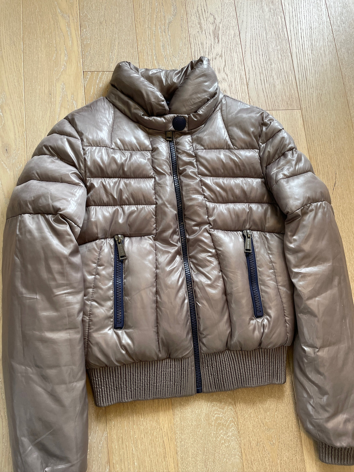 Cropped Silvian Heach Puffer Jacket