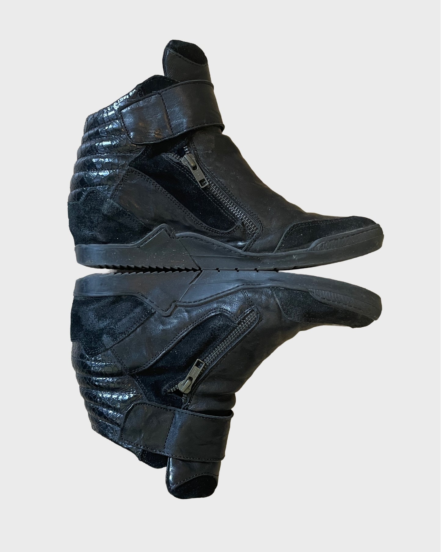 Vintage Zipper Wedge Sneaker