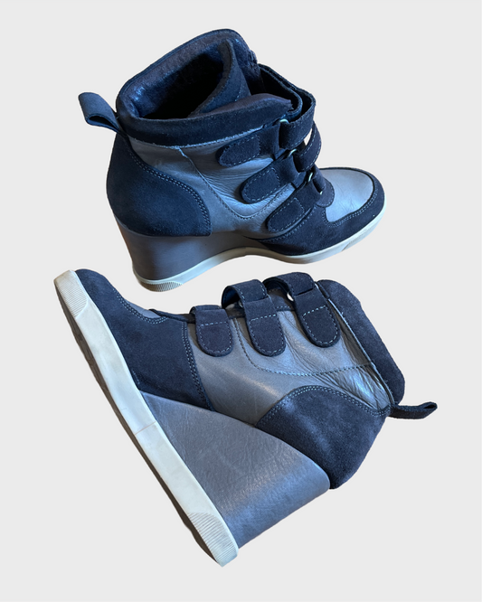 Vintage Buffalo Wedge Sneaker