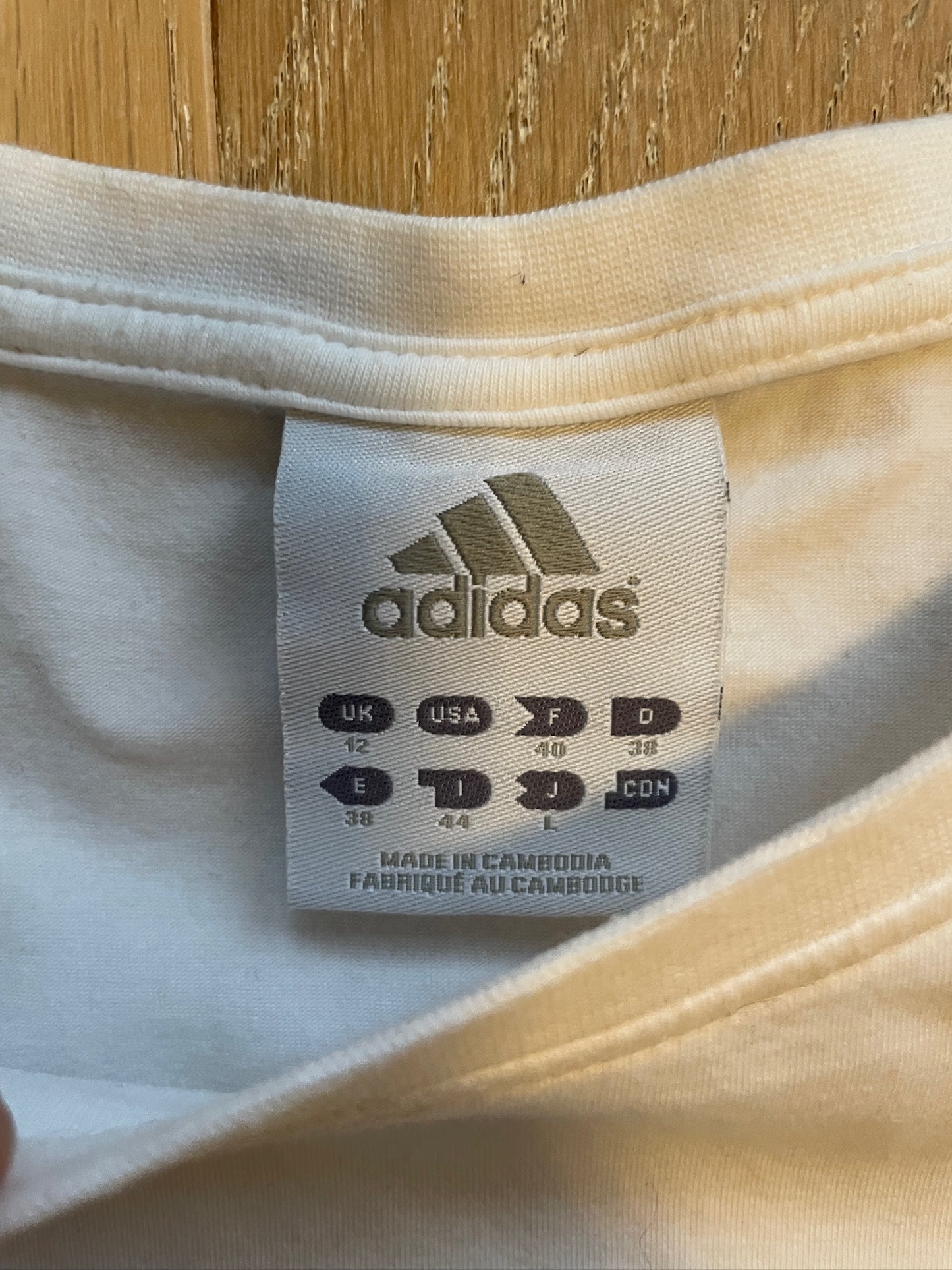 Vintage Adidas T-Shirt