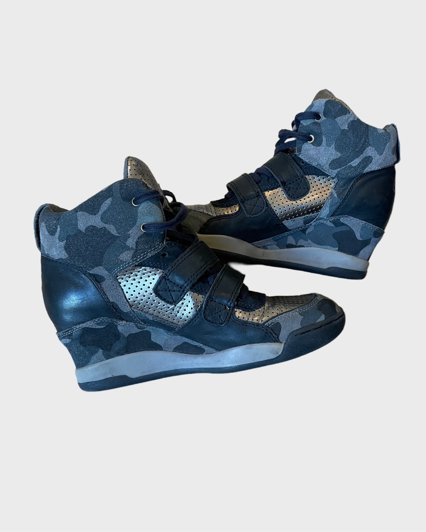 Vintage Camouflage Wedge Sneaker